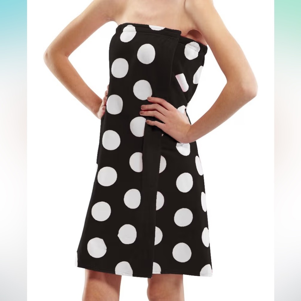 BY LORA TERRY COVER UP